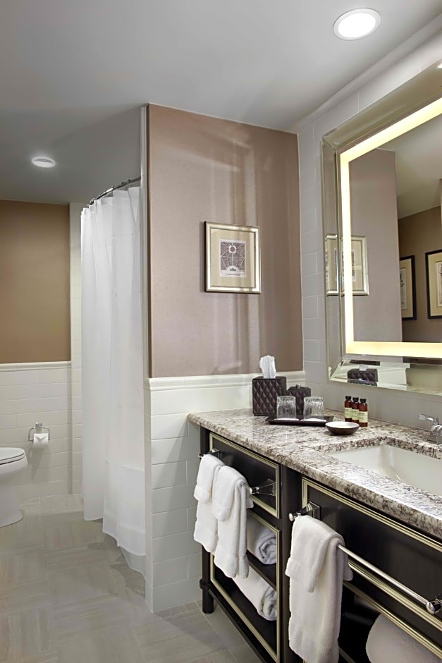 Le Meridien Washington, D.C., The Madison