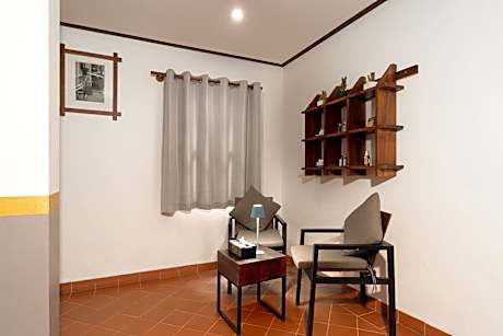 Suite with Garden View