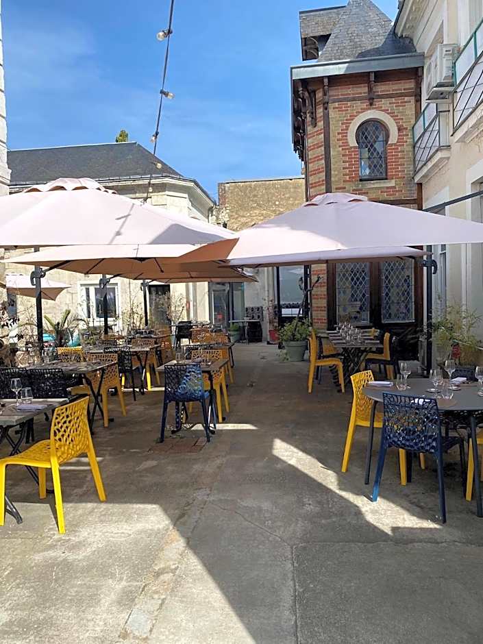 Logis Le Grand Hotel