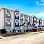 Microtel Inn & Suites by Wyndham Tulsa  Catoosa/Route 66