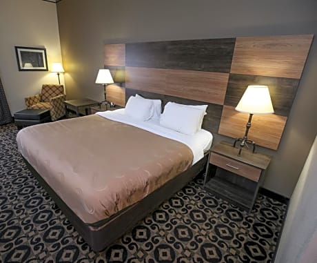 King Room - Accessible/Non-Smoking