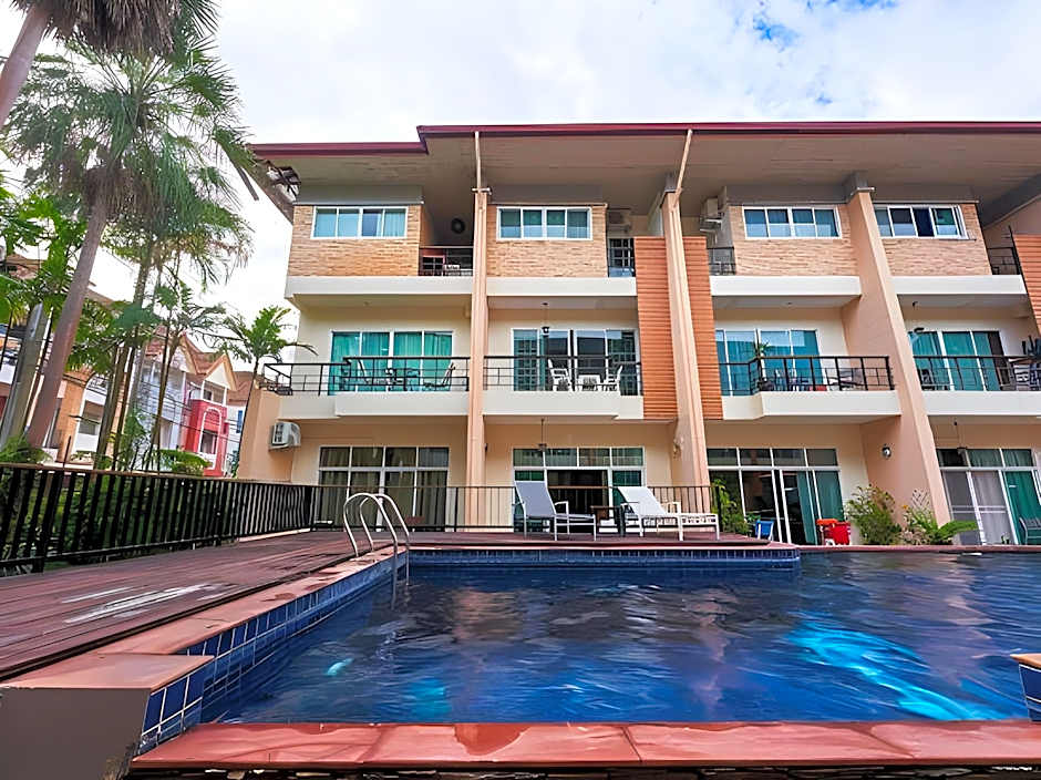 Jinta Andaman Kata Beach