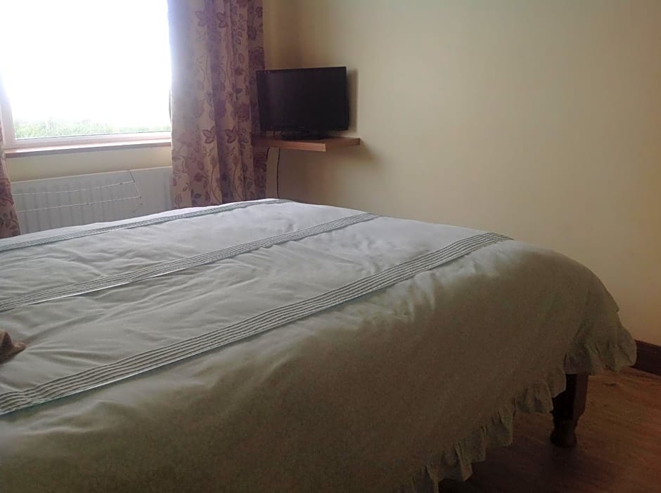 The Rock Equestrian Farm B&B