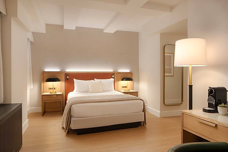 Aura Hotel Times Square