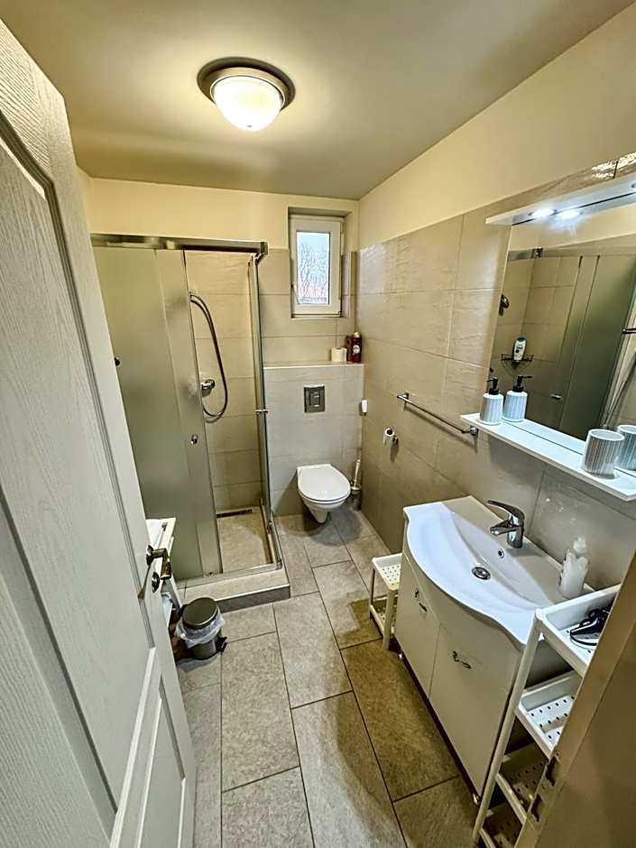 Dreko Panzió & Borbisztró