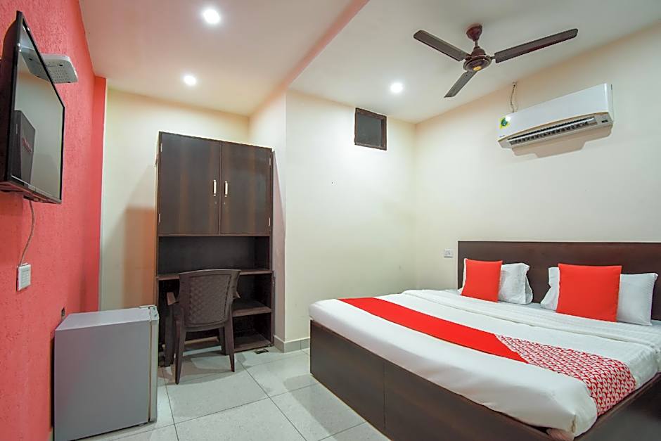 Happy Living 1819 by OYO Rooms – Ludhiana, NY