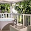 Sandals Royal Bahamian All Inclusive - Couples Only