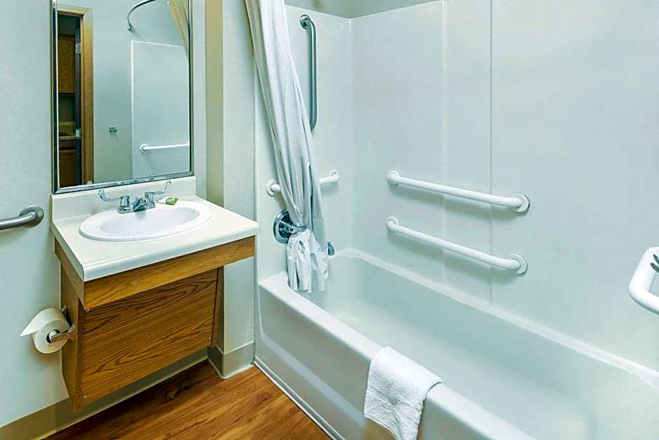 WoodSpring Suites Raleigh Apex