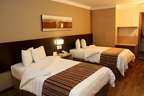 Twin/double room - Accessible - Couple - Superior
