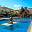 Aldea Thai by oceanfront