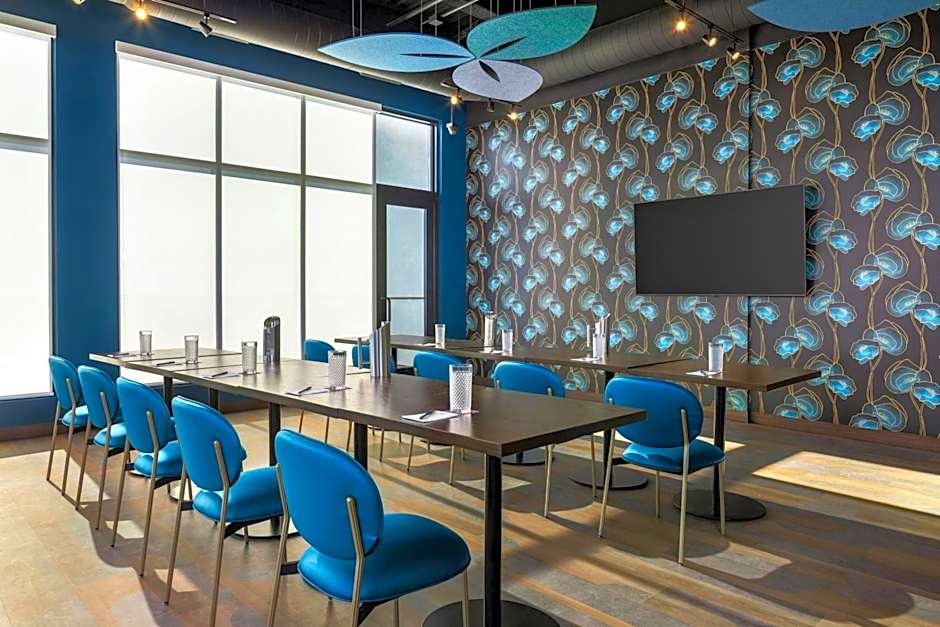 Moxy Madison Downtown
