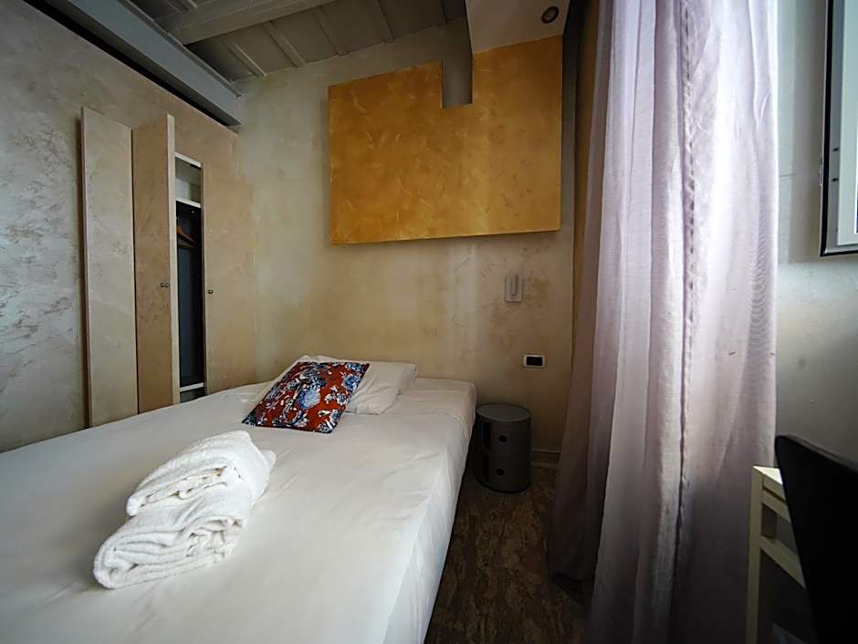 Nerva Accommodation