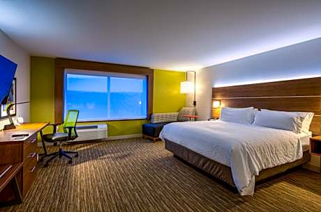 1 King Standard Wheelchair Accessible Roll In Shower