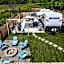Wildflower Wanderlust-Glamping st 1885 Farms