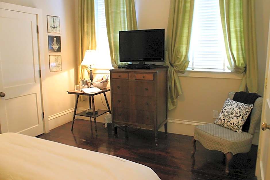 Grand Magnolia Ballroom & Suites