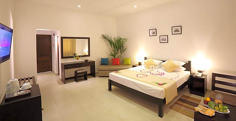 The Lakeside at Nuwarawewa