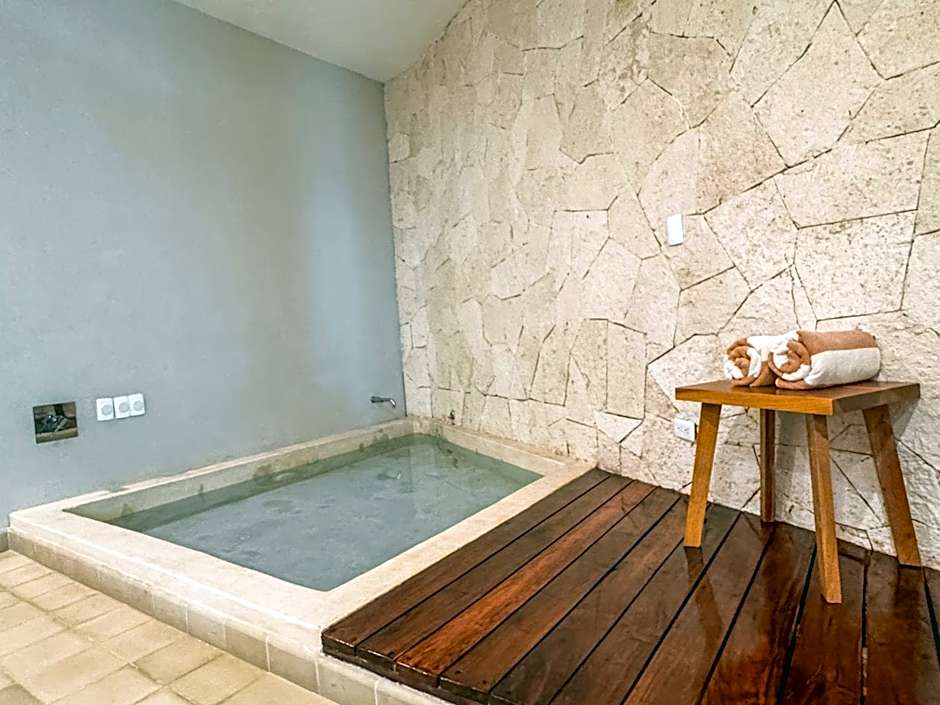 Los Frailes Concept Hotel