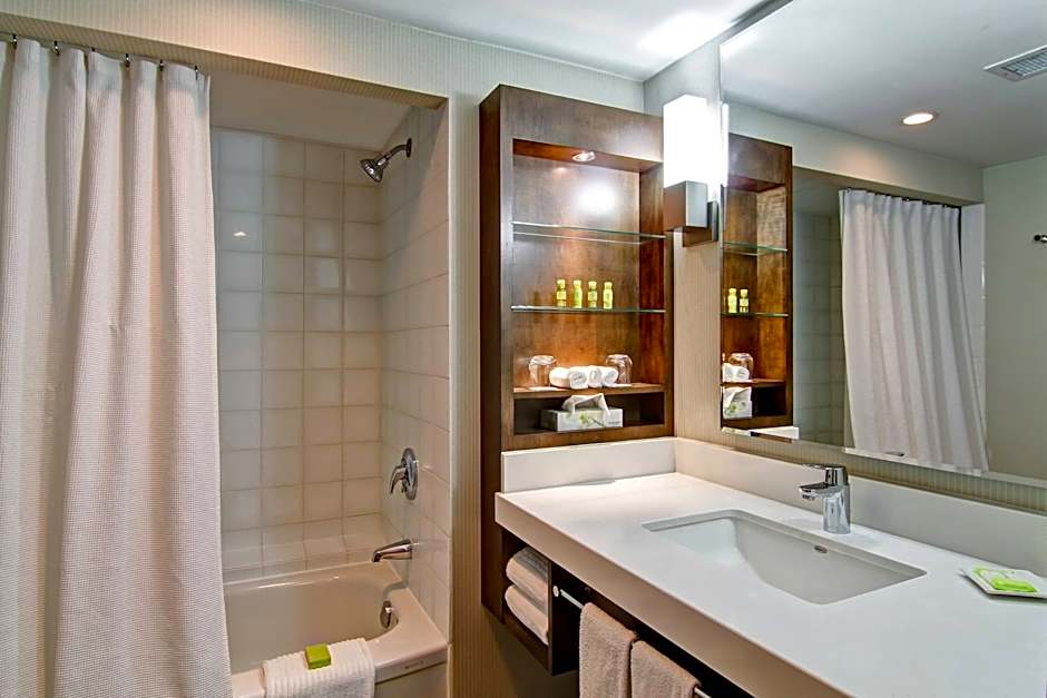 Delta Hotels by Marriott Toronto East