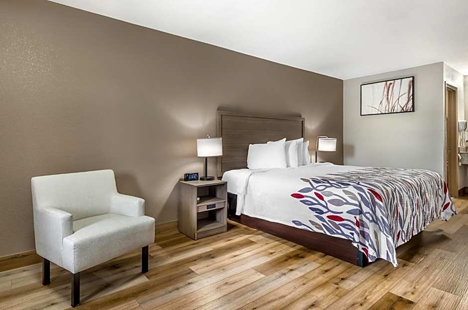 Red Roof Inn Staunton