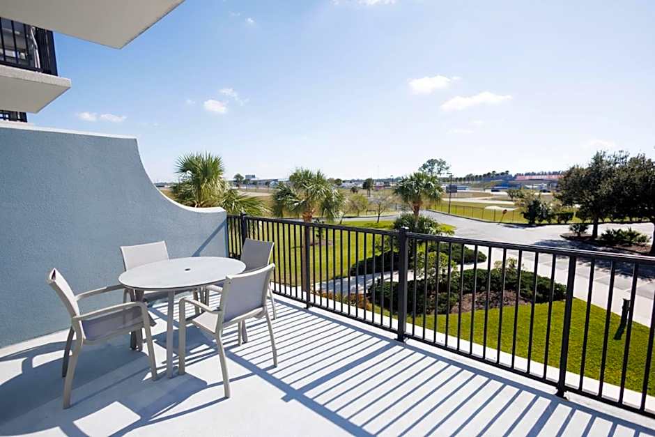 SEVEN Sebring Raceway Hotel