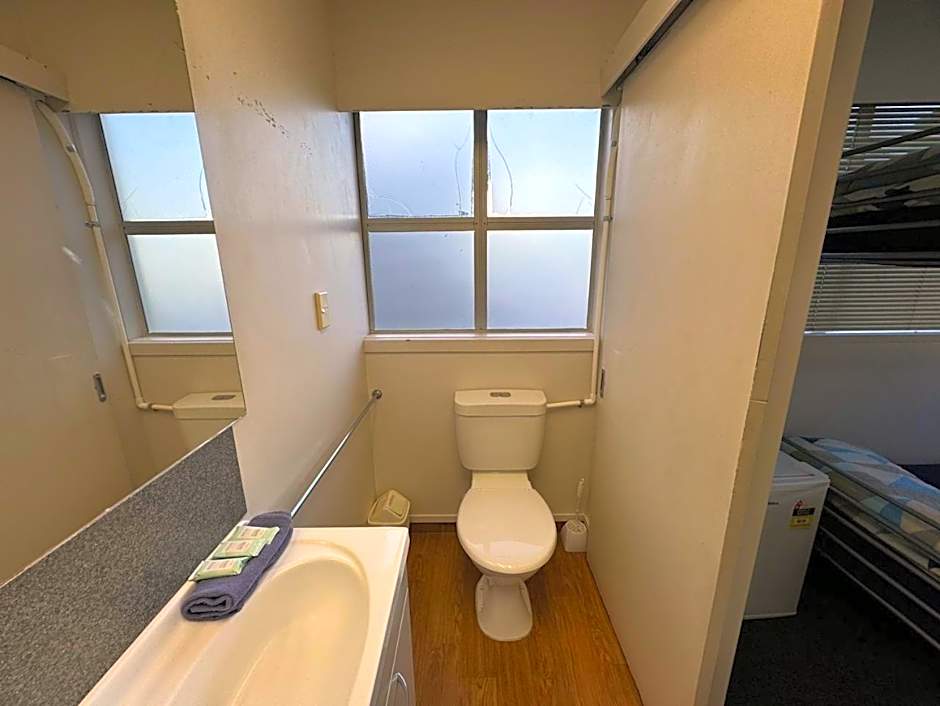 Backpackers Central Hamilton