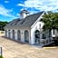 Carriage House Inn