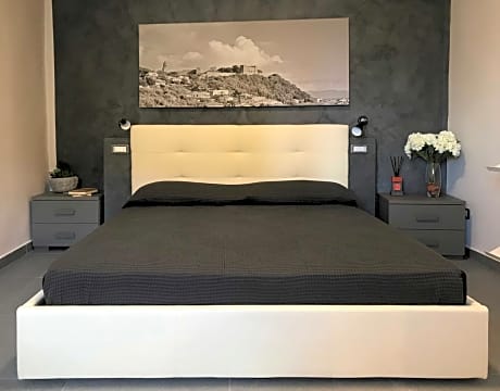 Apartment - Split Level