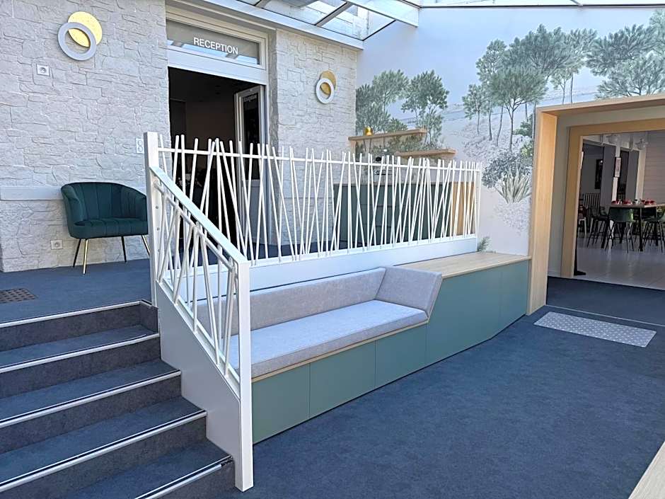 Hôtel Calme Des Pins & Spa