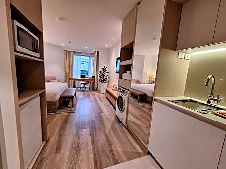 Studio Residence with King Bed