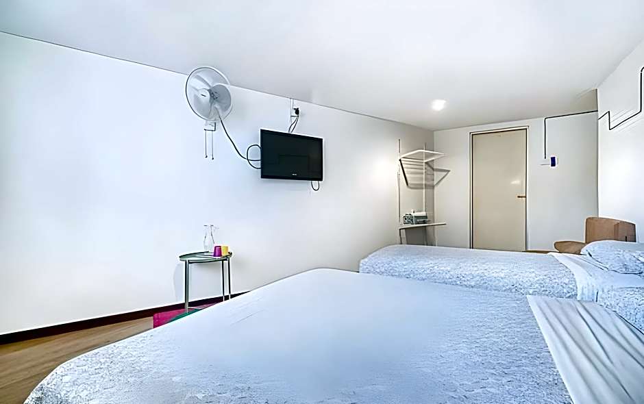 Snooze Hotel