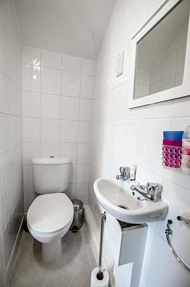 Elim Bank Guest House