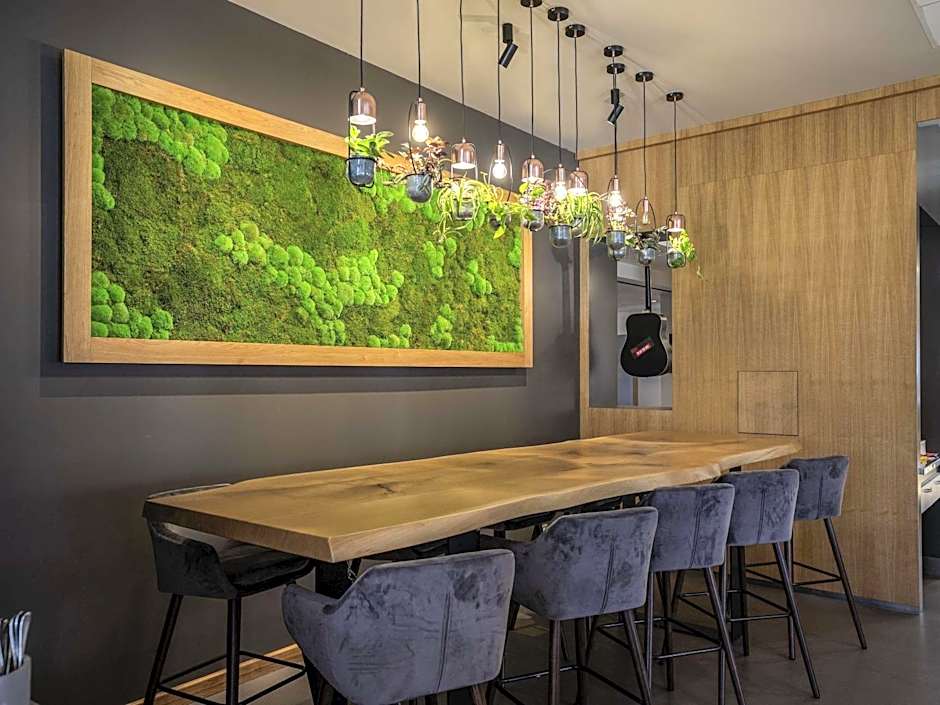 Ibis Plzen