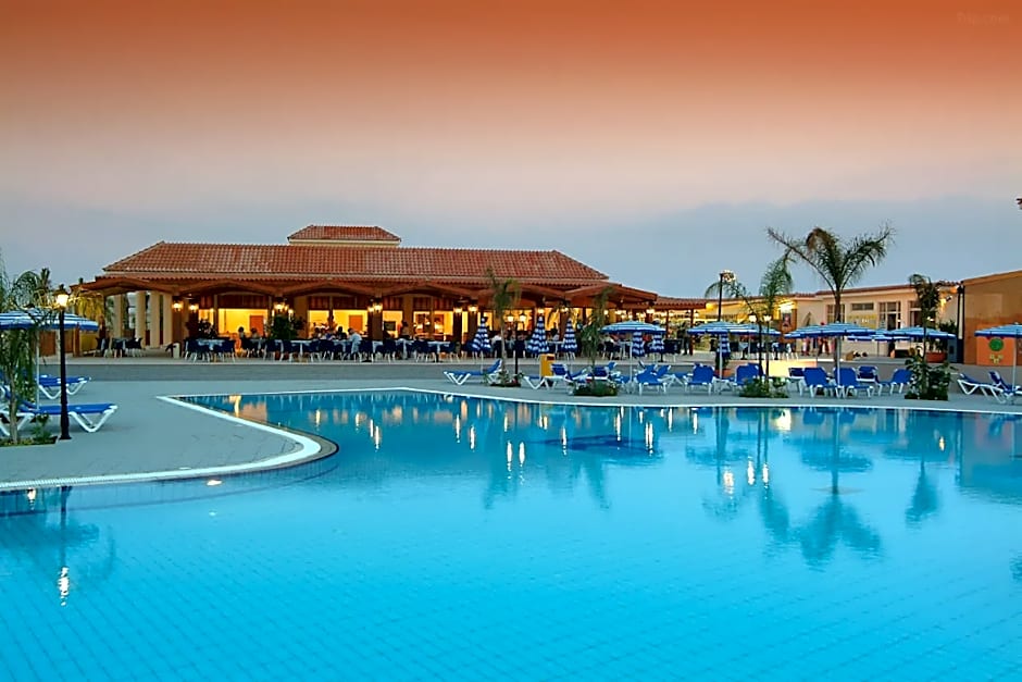 Tsokkos Paradise Holiday Village