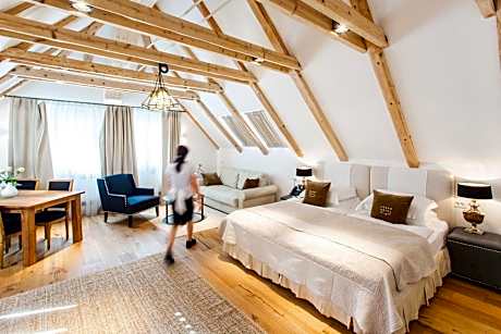 Loft Suite