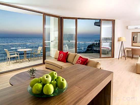 Ladies Beach Suit Otel