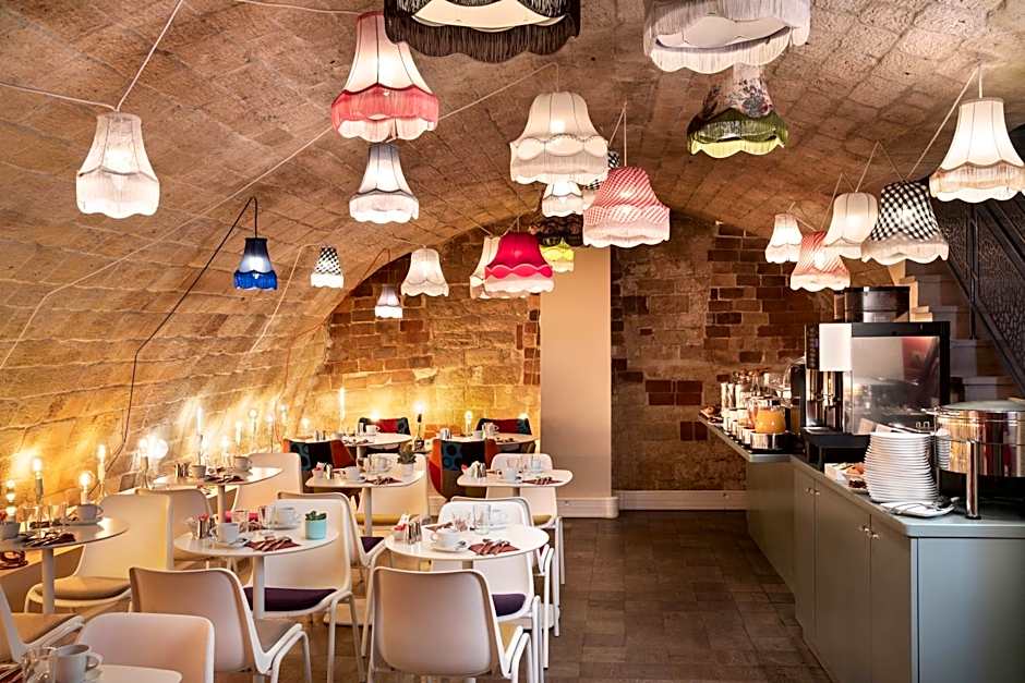 Hotel Marais Home