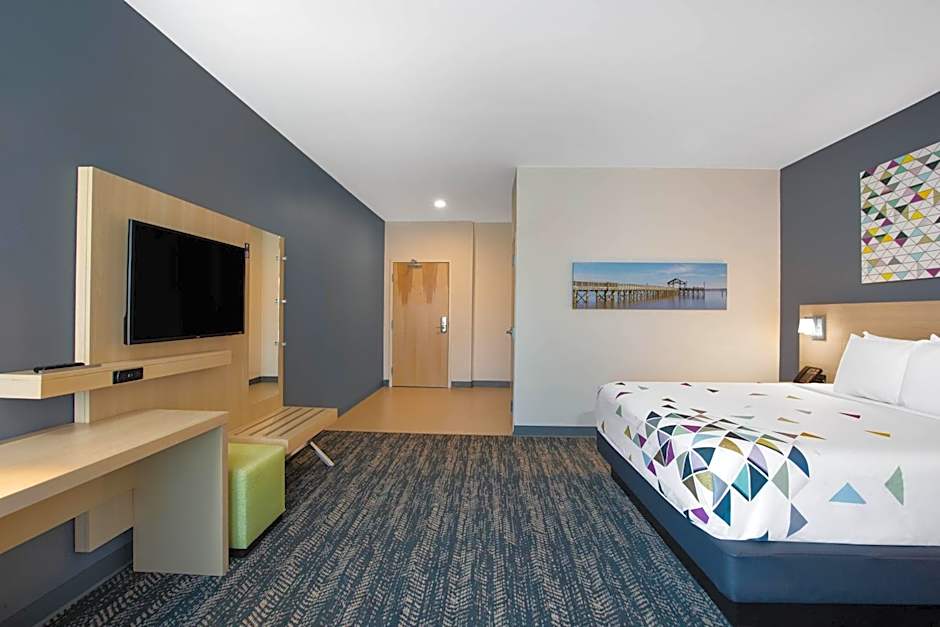 La Quinta Inn & Suites by Wyndham Manassas VA-Dulles Airport