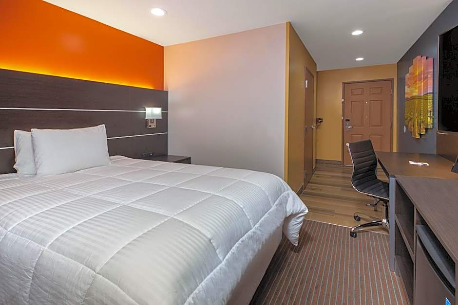 Hotel Vinea, a Travelodge by Wyndham