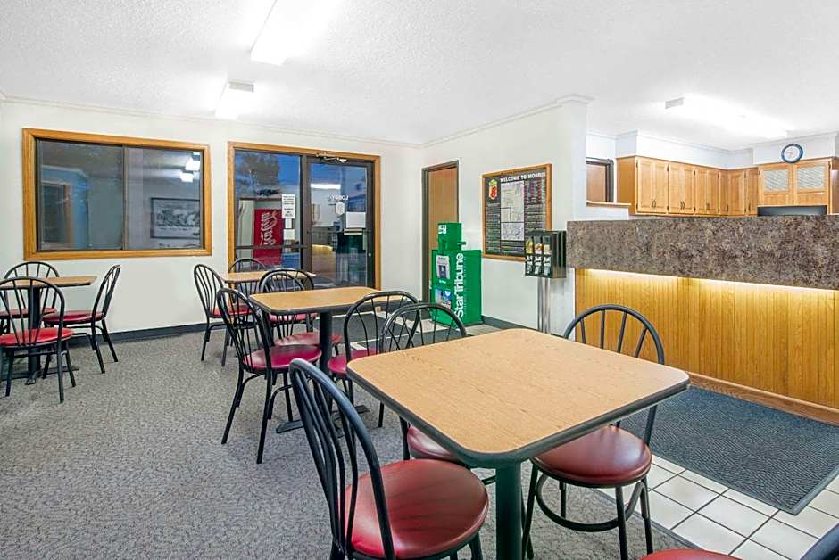 Wrangler Hotel Morris