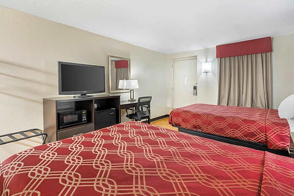 Econo Lodge Research Triangle Park