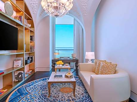 Gulf Signature Suite