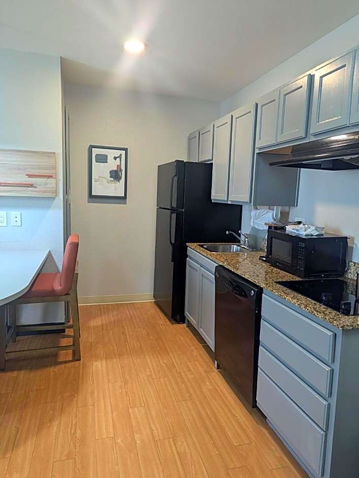 Candlewood Suites Loveland By IHG