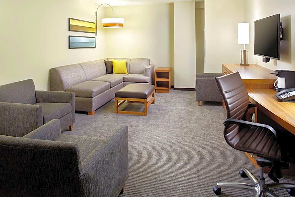 Hyatt Place Cleveland Lyndhurst