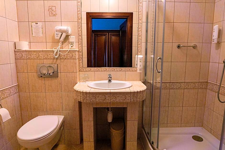 Hotel - Dworek Tryumf