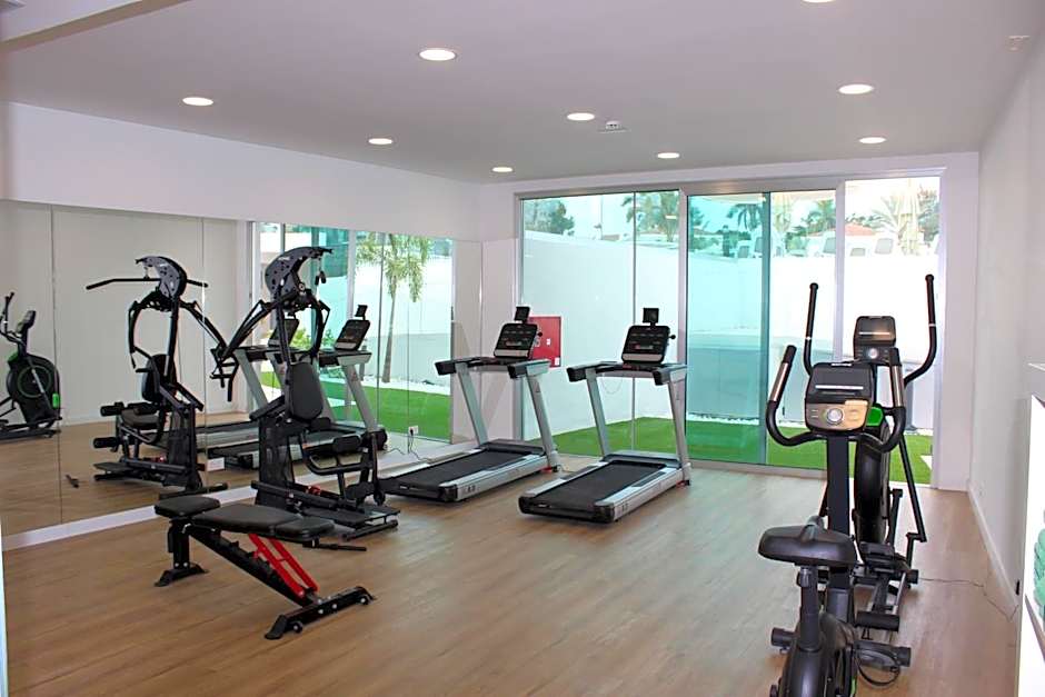 Hotel LIVVO Dunagolf Suites