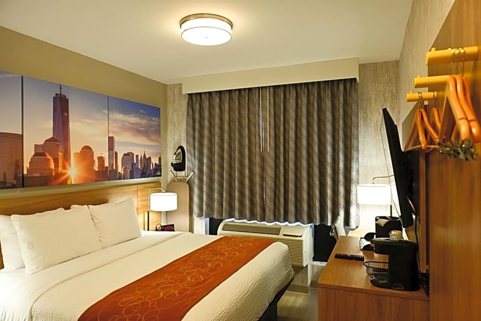 Days Inn by Wyndham Bronx Near Botanical Garden