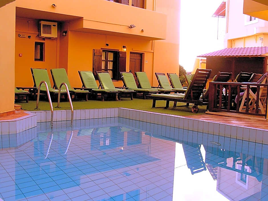 Elmi Suites Beach Hotel