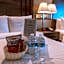 GreenTree Inn & Suites Los Angeles - Alhambra - Pasadena