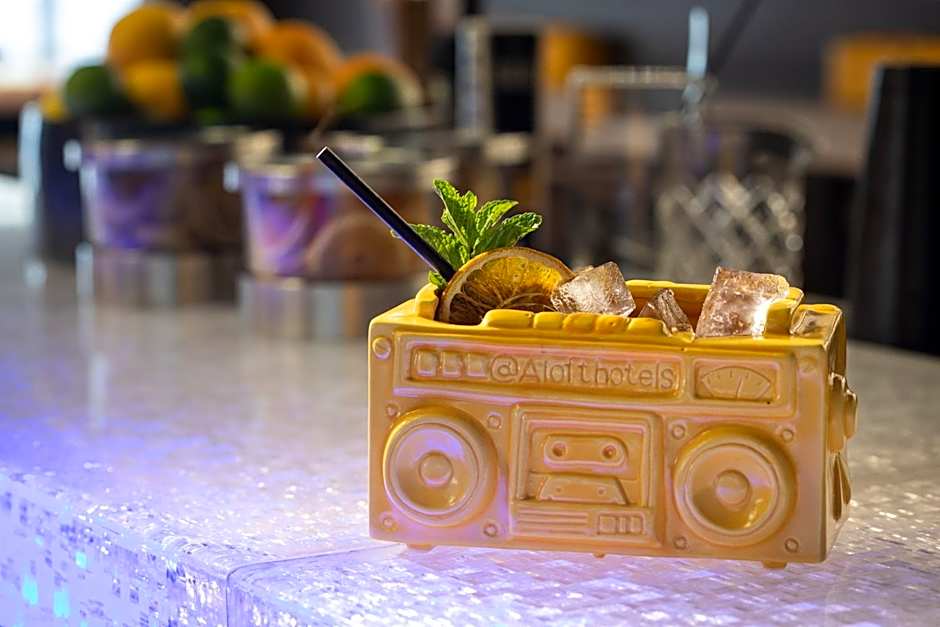 Aloft Denver Downtown