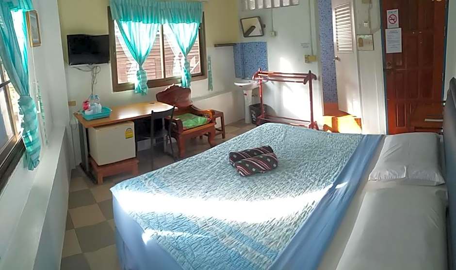 Photo 1 of 1 of Deluxe 1 Extra Bed